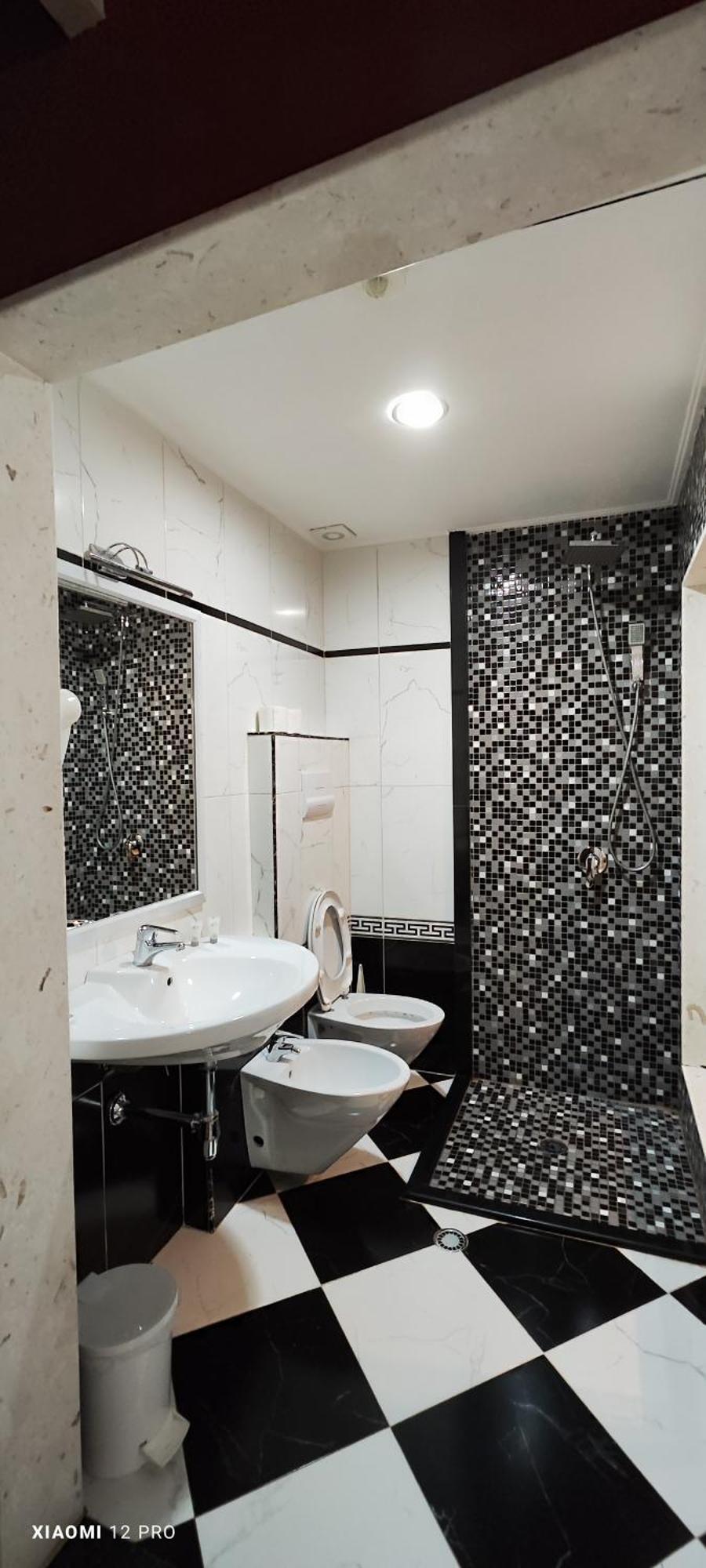 Hotel Kastria 티라나 외부 사진