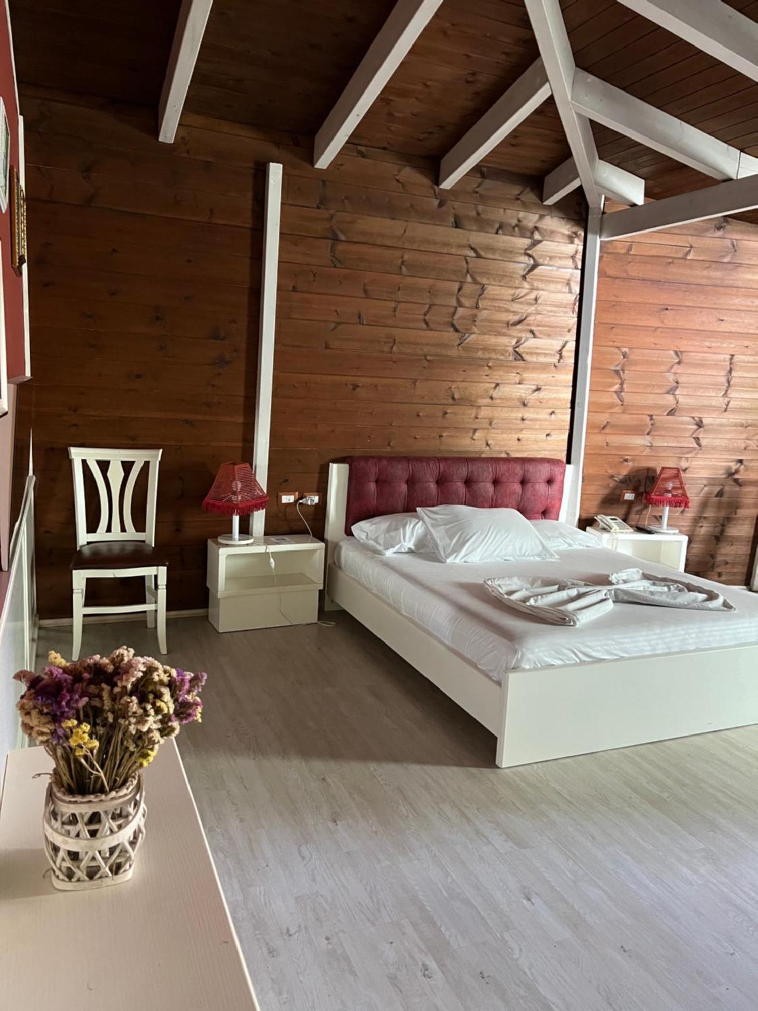 Hotel Kastria 티라나 외부 사진