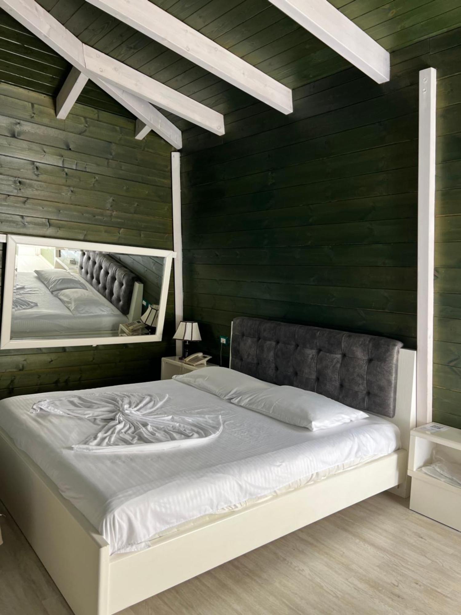 Hotel Kastria 티라나 외부 사진