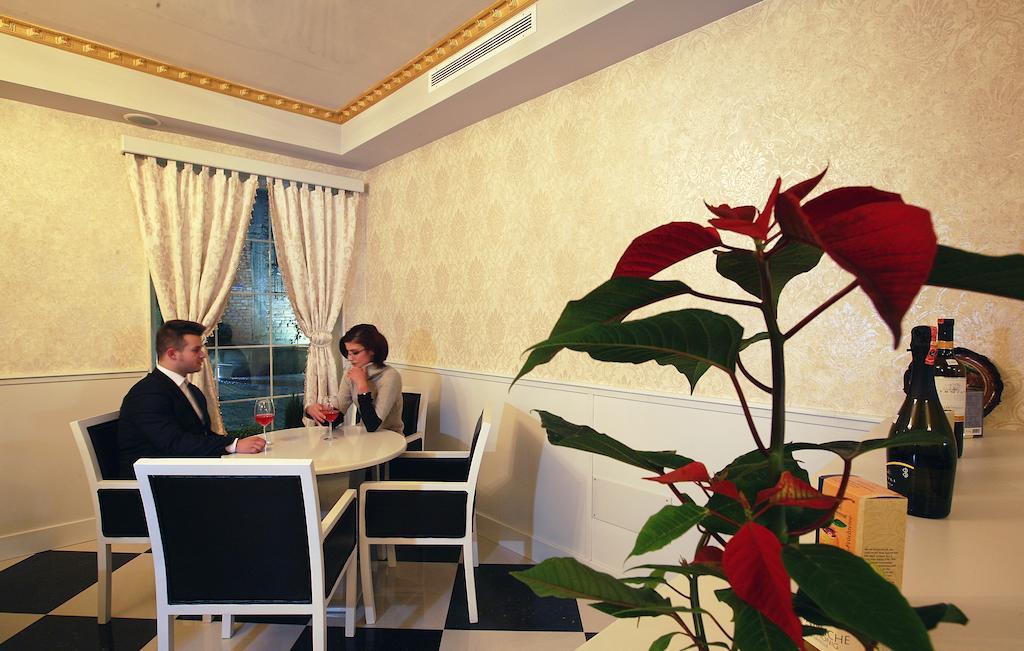 Hotel Kastria 티라나 외부 사진